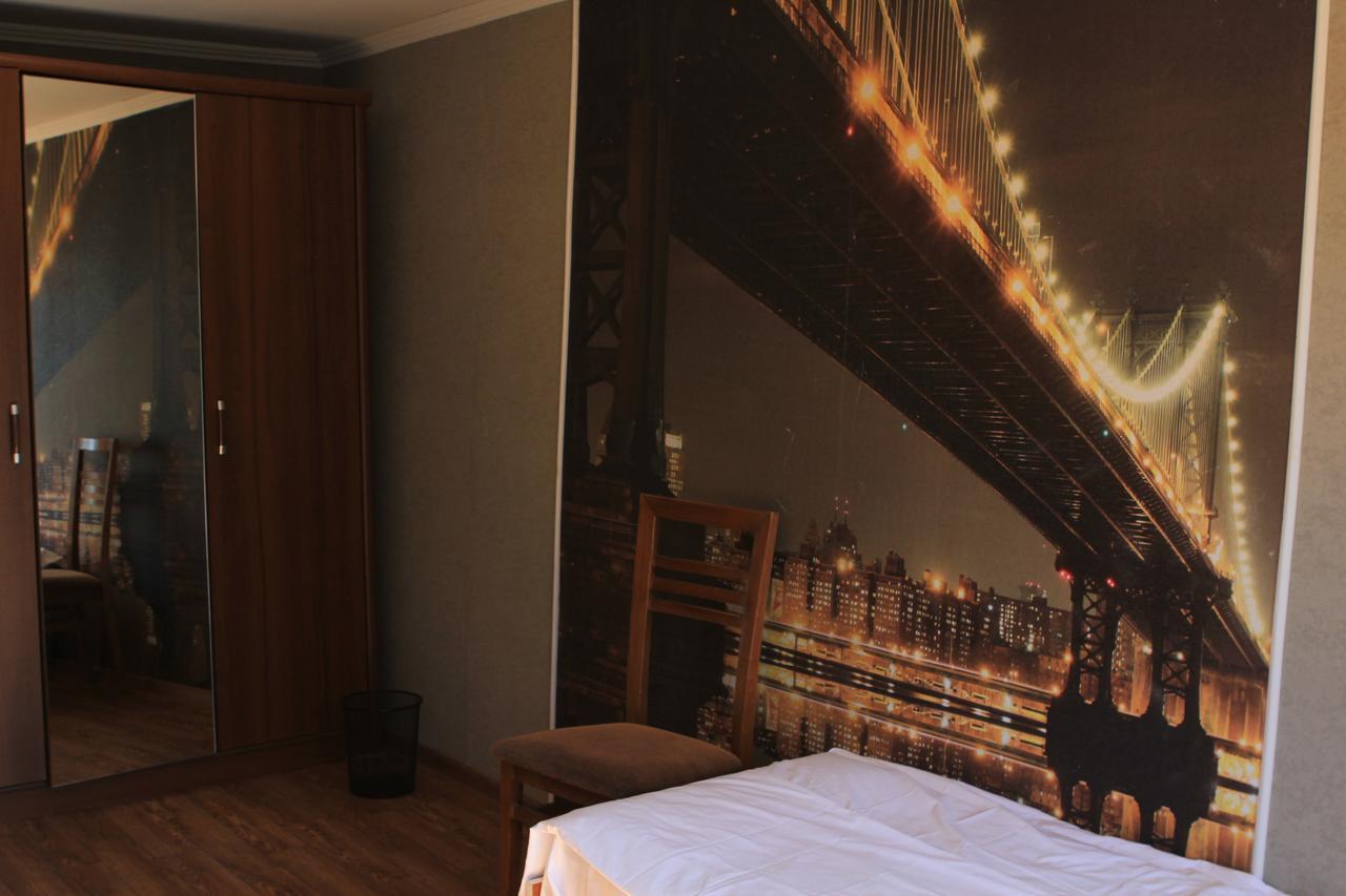 Holiday Hostel House Бишкек Экстерьер фото